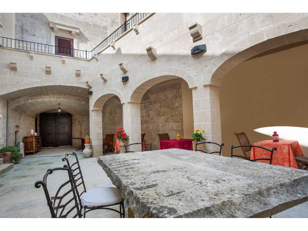 Palazzo Mellacqua Castiglione d'Otranto Exterior photo